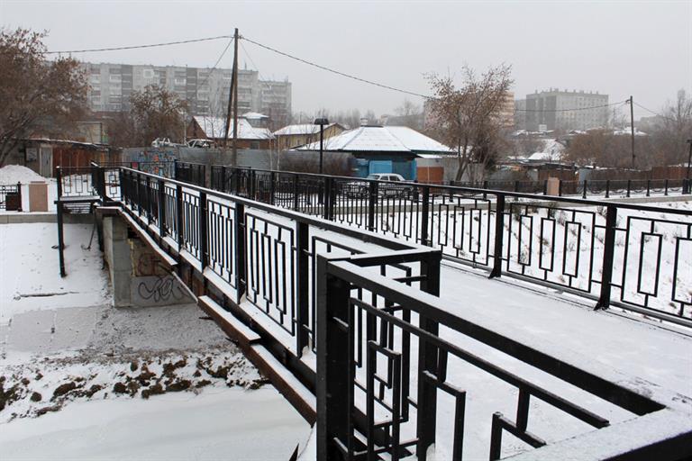 мост