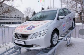 Хоккей «Русская классика» дарит «Toyota Camry»