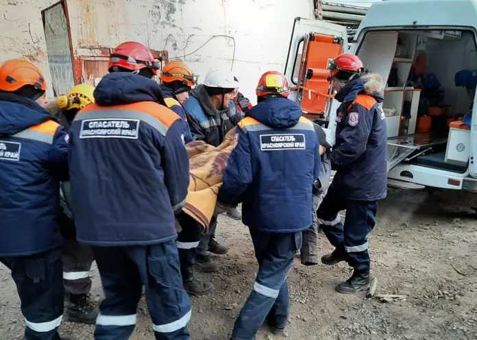 В Красноярске двое пострадавших во время обрушения бункера на ТЭЦ-1 находятся в реанимации