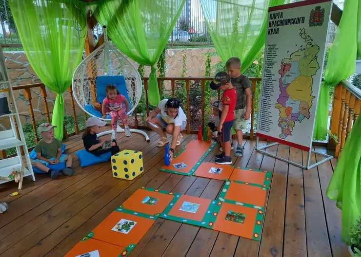 В Красноярске в детсаду № 56 для детей оборудовали зоны для релакса и творчества