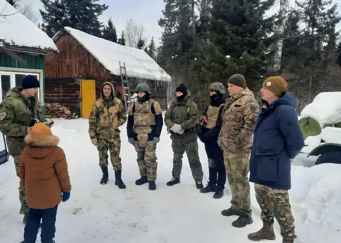 Добровольцы СВО провели в Красноярске уроки боевой подготовки для своих сыновей