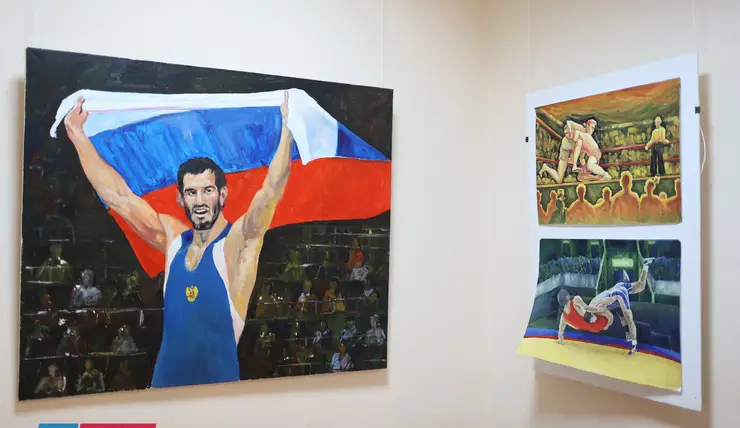 В Красноярске открылась выставка «Эстетика спорта»