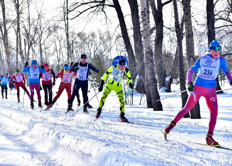 В Красноярске участник лыжного забега получит денежный приз
