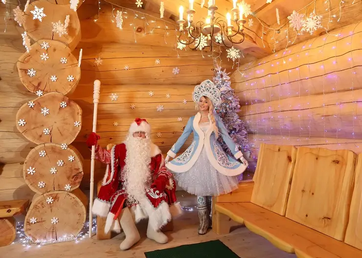 Более 50 красноярцев побывали в резиденции Деда Мороза на острове Татышев
