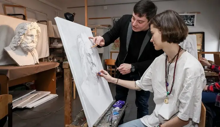«Художник — это характер». Как в Красноярске обучают одной из самых творческих профессий