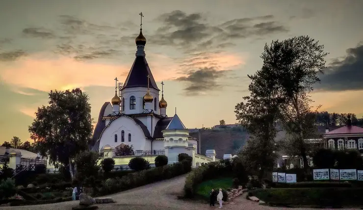 В Красноярске на сутки изменится схема движения в районе Свято-Успенского монастыря