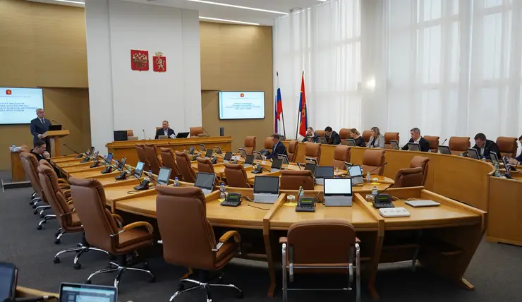 Проект бюджета города на 2023–2025 годы был рассмотрен депутатами на профильной комиссии