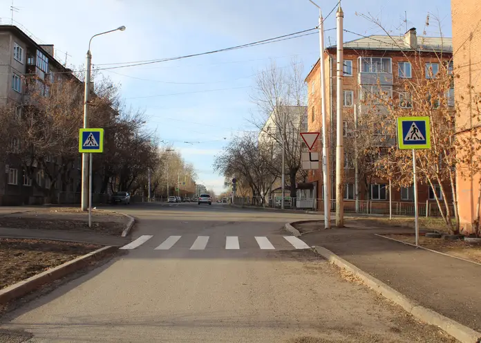 В Красноярске дороги к трём школам стали безопаснее