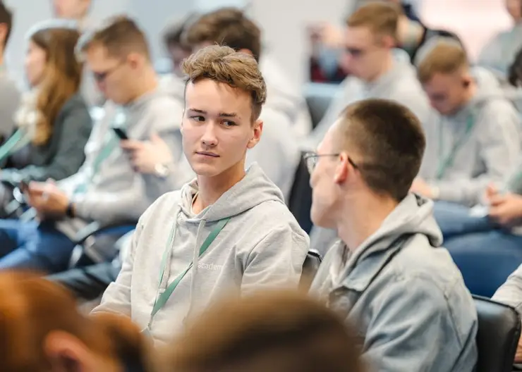 В Красноярске 108 студентов СФУ начали учиться в открывшейся Академии IT
