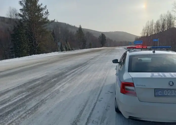 Под Красноярском для автобусов и грузовиков закрыли участок трассы Р-257 «Енисей»