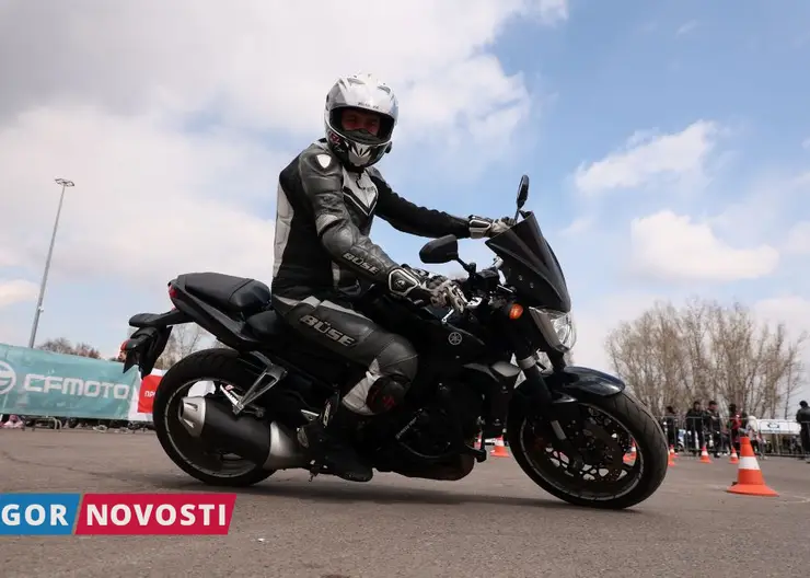 В Красноярске 13 мая байкеры официально открыли мотосезон
