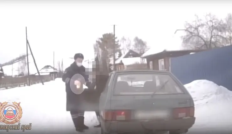 В Красноярском крае поймали водителя с бутылкой пива