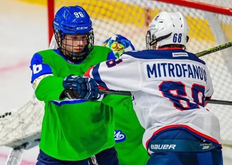 Красноярская хоккейная команда «Бирюса» прервала серию из девяти побед