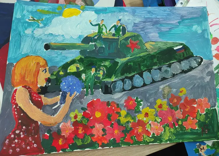 Дети Красноярского края нарисовали рекордное количество работ для всероссийского конкурса «Нарисуй защитника Отечества»