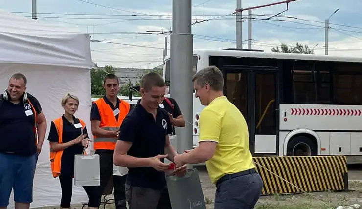 Максим Ростов стал лучшим водителем троллейбуса в Красноярске