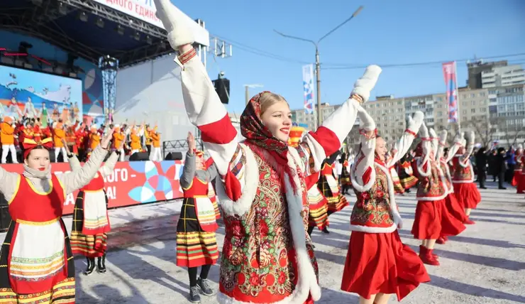 В Красноярске 23 декабря пройдет праздничная ярмарка «Три снежных коня»