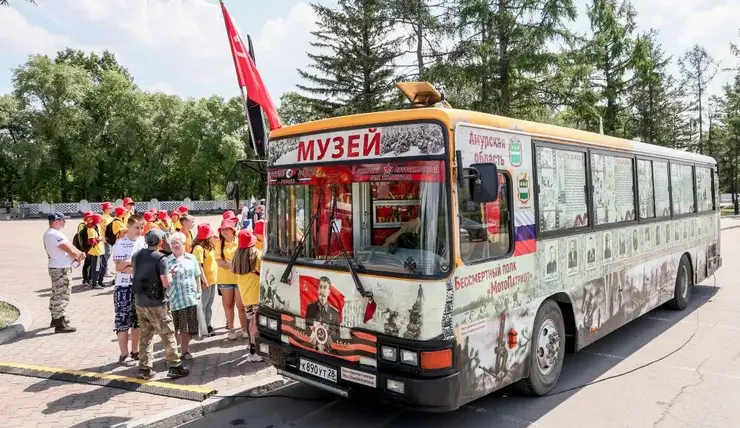 В Красноярск приехал музей на колесах «Автобус Победы»