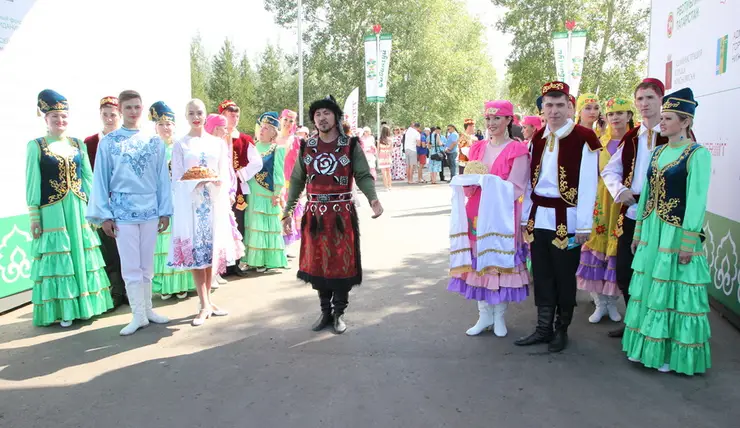Сабантуй в Красноярске: как отмечают любимейший праздник татарского народа