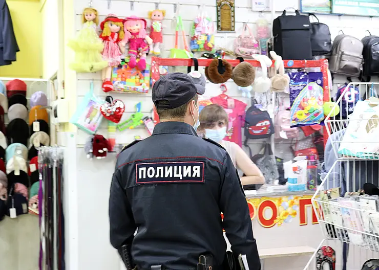 В Красноярске за неделю поймали 64 нарушителя масочного режима