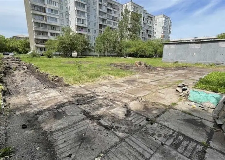 На правом берегу Красноярска продолжают благоустраивать дворы
