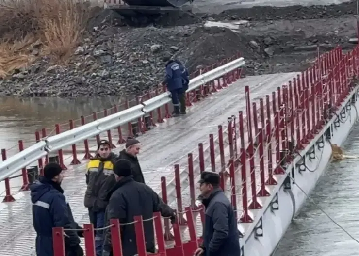 Понтонный мост в Ачинске закрыли