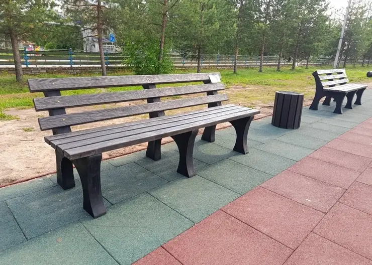 В Красноярске создают уличную мебель из пластика