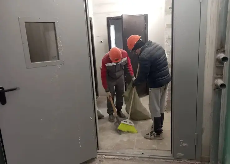 В Красноярске 91 осужденный трудится на строительстве домов