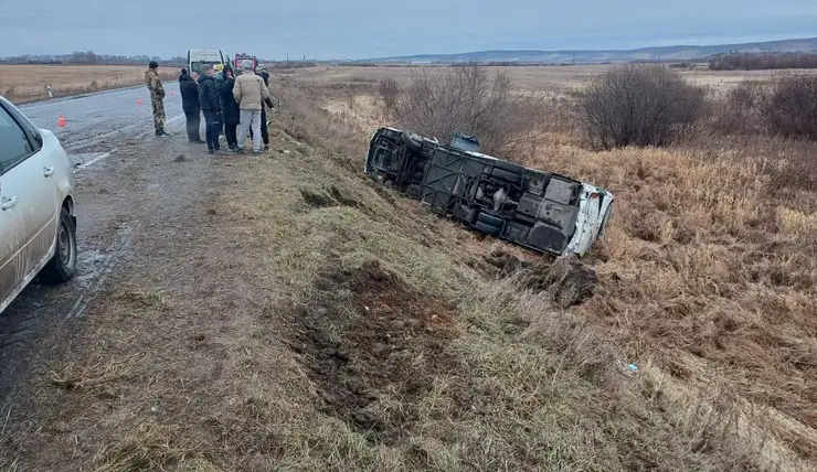 В Красноярском крае количество пострадавших в аварии с автобусом увеличилось до 18