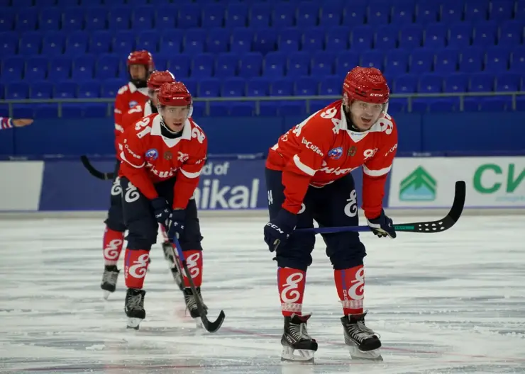 В сборную России по хоккею с мячом вызваны 6 игроков «Енисея»