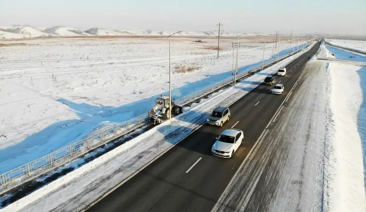 На трассах в Красноярском крае в 2023 году смонтируют более 10 км нового освещения