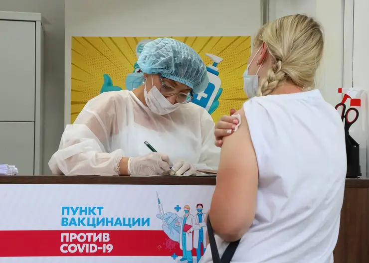 В трех пунктах вакцинации и вакциномобиле в Красноярске можно привиться от гриппа