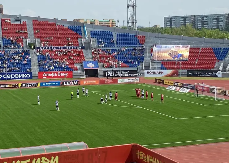 Футбольный «Енисей» обыграл «Тюмень» в Красноярске
