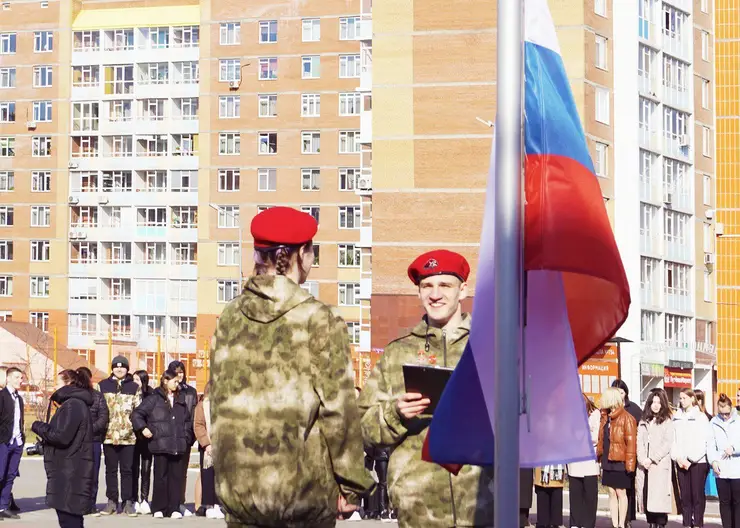 1 сентября школьники Красноярска поднимут флаг и исполнят гимн России