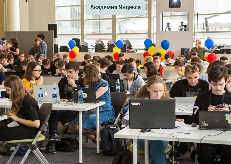 Лицей Академии Яндекса начал набор на новый учебный год