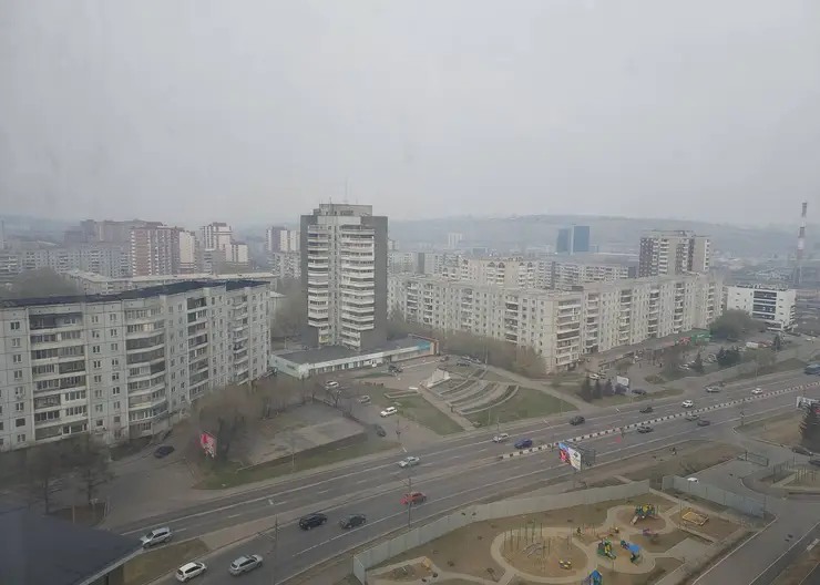 Красноярск окутало дымкой из-за пожаров