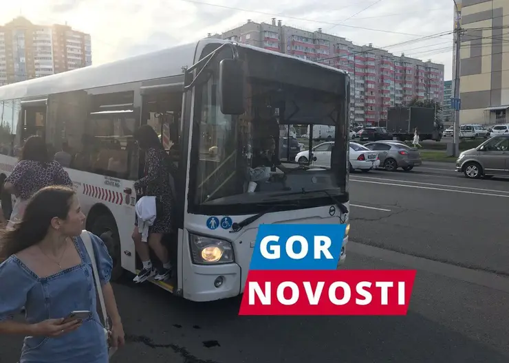 В Красноярске водитель автобуса № 11 «потерялся» на маршруте и повез пассажиров не туда