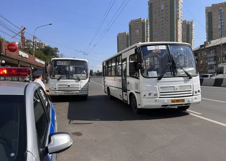 В Красноярске водители маршруток нарушили правила дорожного движения 100 раз за неделю