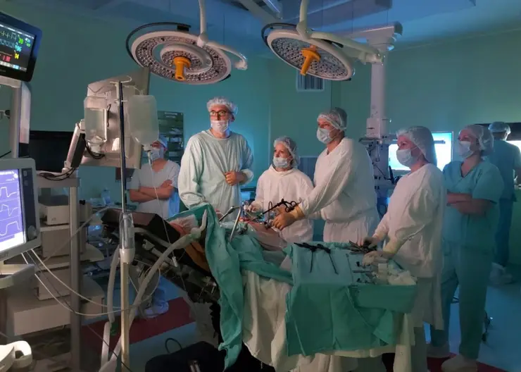 В Красноярске в краевой больнице впервые сделали операцию по уменьшению желудка