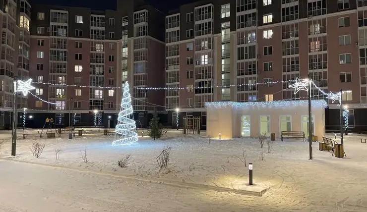 В Советском районе Красноярска создают новогоднее настроение