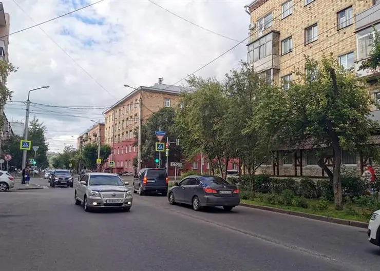 На трех улицах Красноярска сделают удобную для автомобилистов разметку