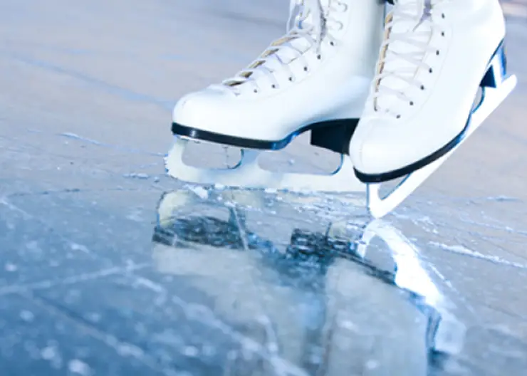 В фанпарке «Бобровый лог» открывается сезон катания на коньках