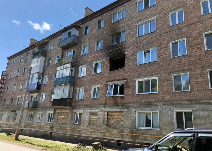 В Канске специалисты обследовали дом после взрыва газа и не признали его аварийным