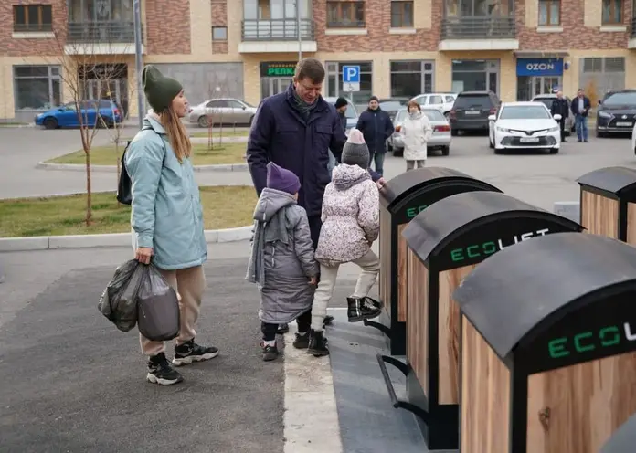 В Красноярске установили первый эколифт для бытового мусора