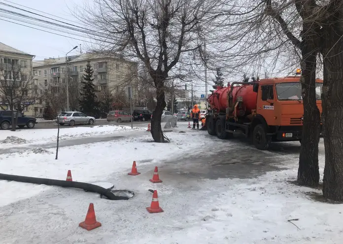 В части домов Октябрьского района Красноярска отключили холодную воду