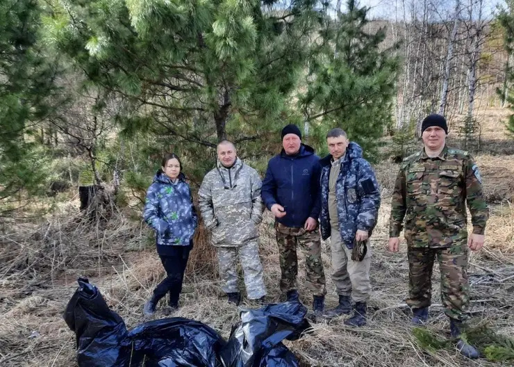 В Красноярском крае очистили от мусора Партизанскую пещеру и Александровский шлюз