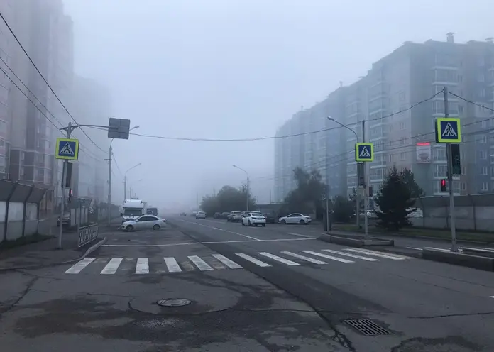 Красноярск утром 15 октября накрыл густой туман