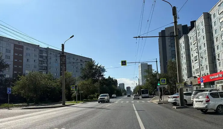 В Красноярске завершили комплексный ремонт улицы Воронова