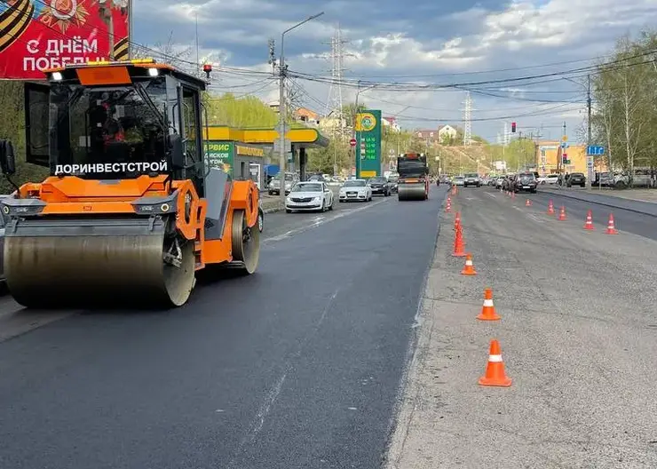 В Красноярске подрядчик может не получить деньги за ремонт Брянской из-за работ в дождь