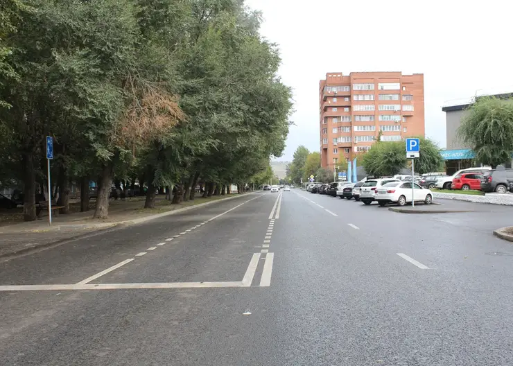 В Красноярске общественники проверили ремонт улицы Мечникова