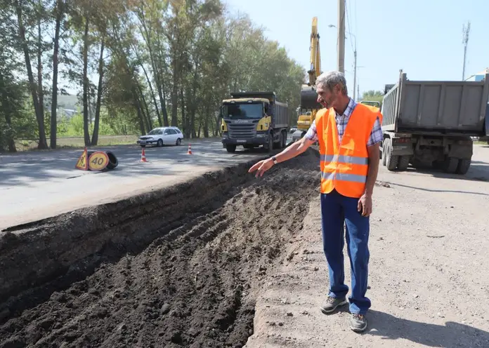 В микрорайоне Энергетики приступили к работам на улице Волжской